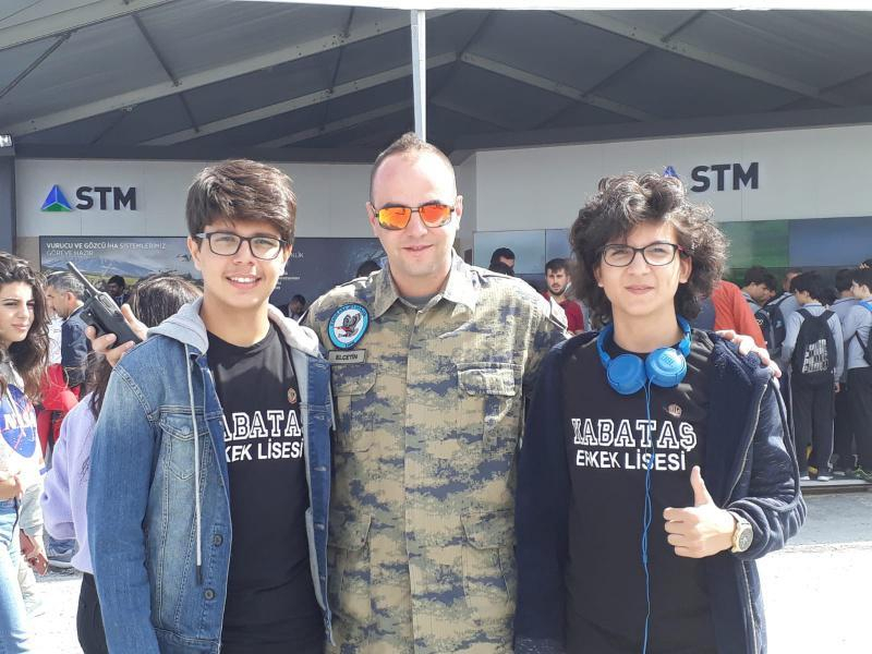 3  Kabataşlı Öğrencinin TEKNOFEST Başarısı
